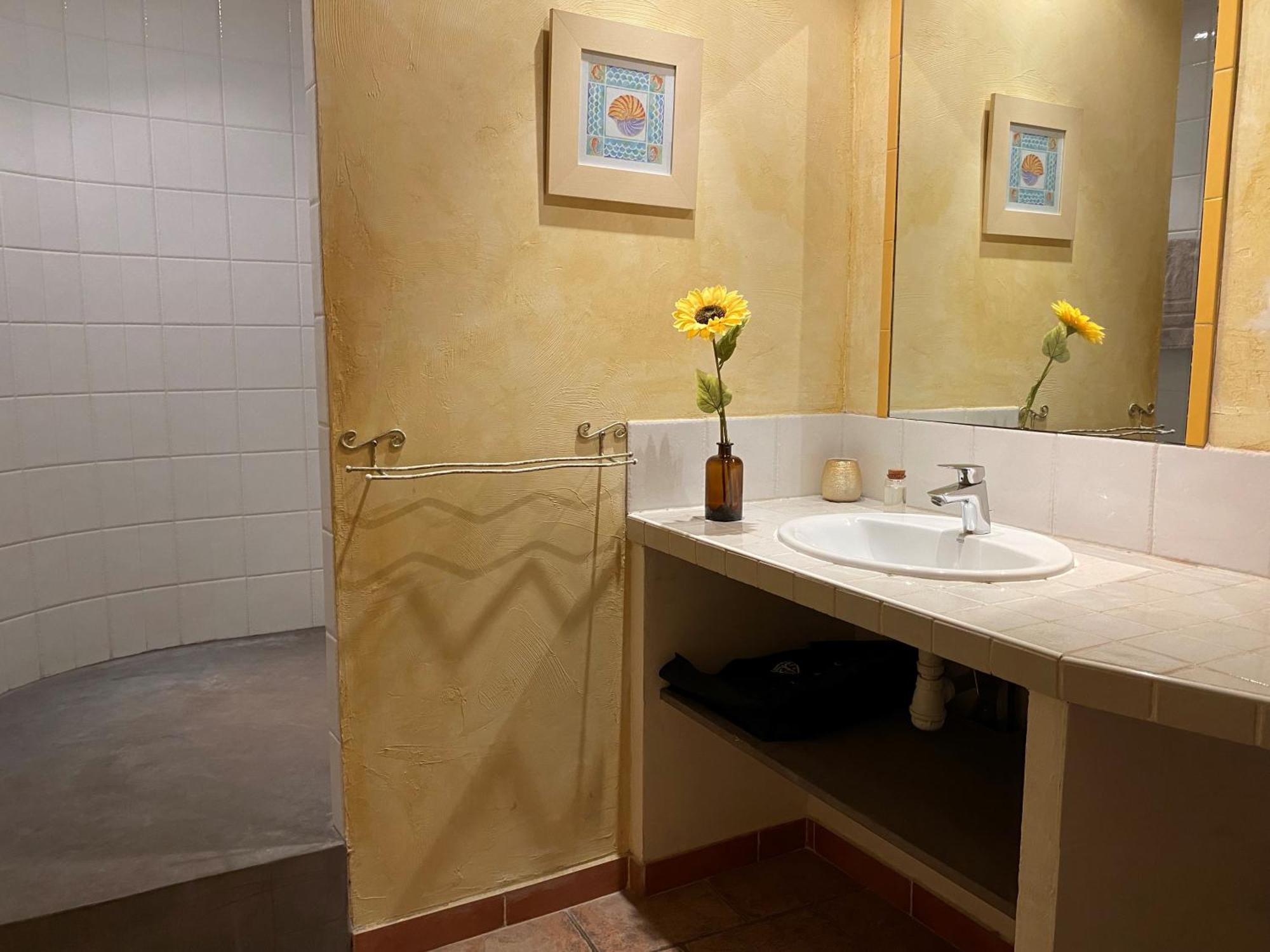 La Vieille Demeure Hotel Торей Екстериор снимка